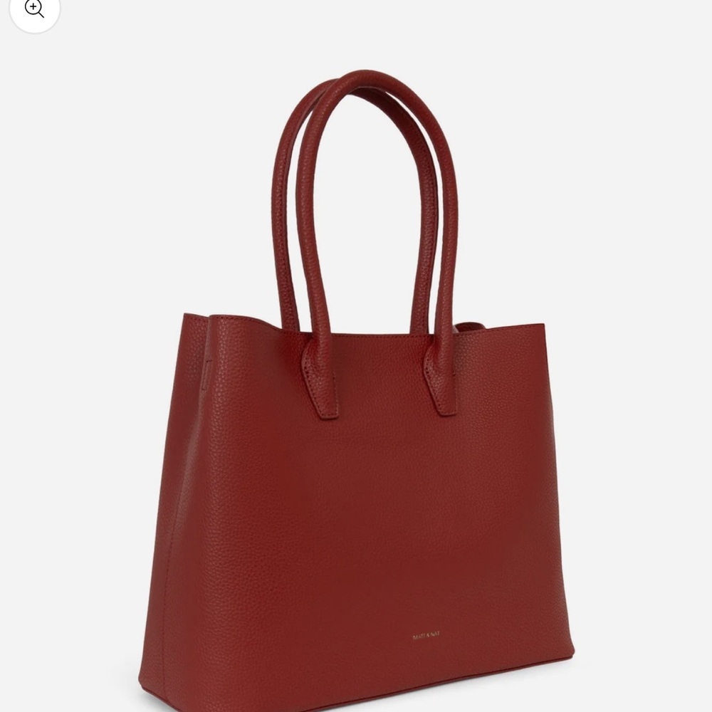 Like new Matt & Nat Krista Purity Satchel.